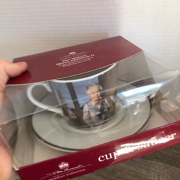 Queen Elizabeth II Collector’s Tea Cup and Saucer - Picture 12 of 12